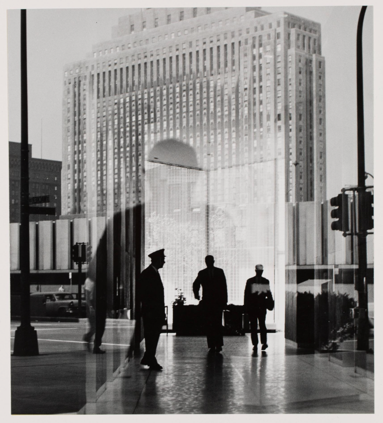 Henry Simon, Untitled, Wacker Drive and West Madison, old Chicago Daily News Building, ca. 1960